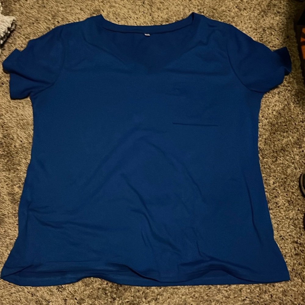 SALE!!! NWOT-Blue T-Shirt with pocket-unbranded
